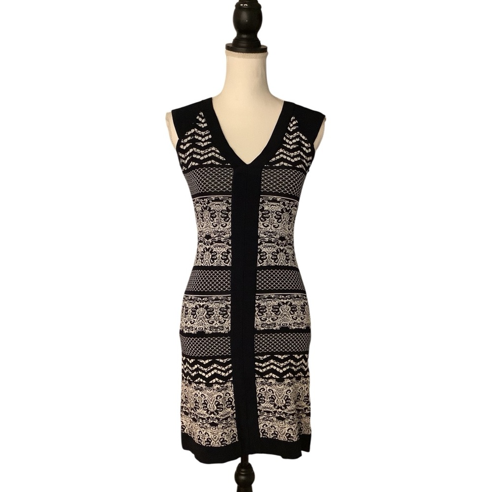 LEO & UGO Stretch Knit Fitted Dress Size 0